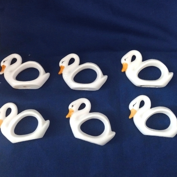 Set of 7 Vintage ceramic geese napkin rings - Picture 2 of 5